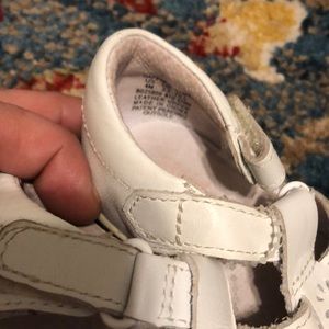 Stride Rite Shoes - Stride rite sz 4m leather sandals Stride Rite Shoes - Stride rite sz 4m leather sandals
